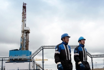 Gazprom Neft chuyển nhượng dự án dầu quan trọng cho Royal Dutch Shell