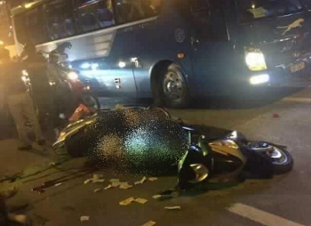 Hà Nội: Sắt rơi từ công trình xuống đường, một người tử vong