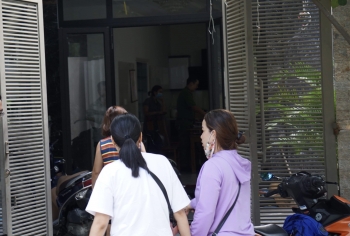 Nhiều người vây nhà một phụ nữ ở Đà Nẵng đòi nợ tiền tỷ