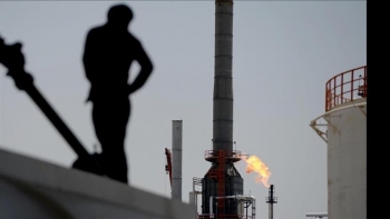 Giá dầu tăng do nguồn cung 'chập chờn' sau các cuộc biểu tình ở Kazakhstan