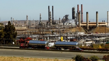 California: Chevron bắt đầu thay thế công nhân trước cuộc đình công của nhà máy lọc dầu