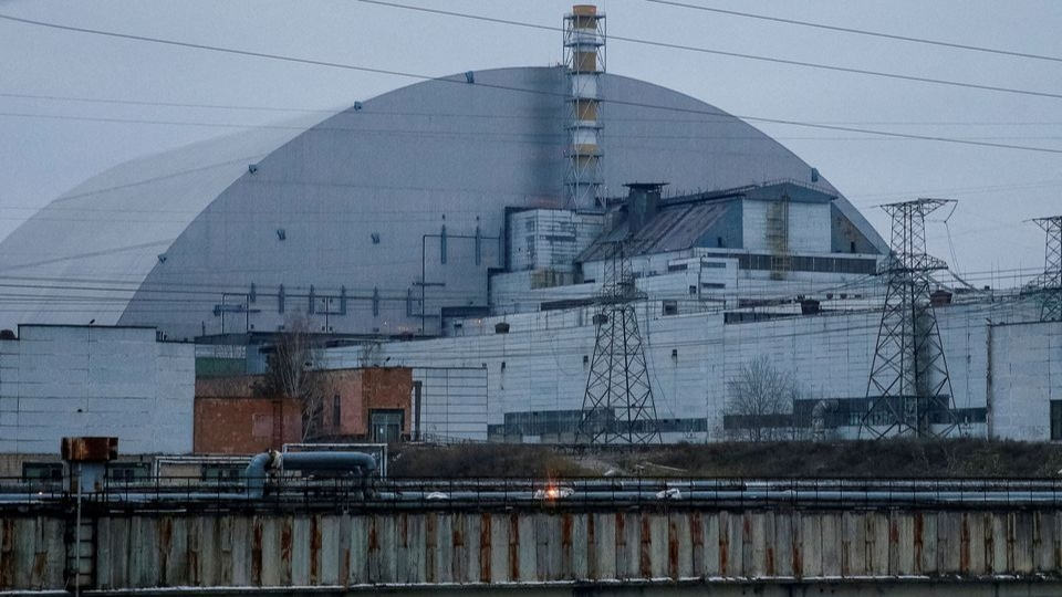 Ukraine đã tiến hành luân chuyển nhân viên đầu tiên tại Nhà máy điện hạt nhân Chornobyl