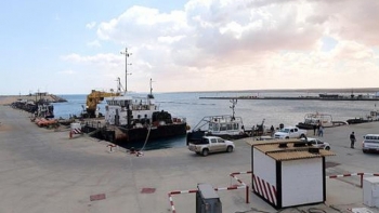Libya: Hai cảng ngừng tải dầu trong bối cảnh mâu thuẫn chính trị