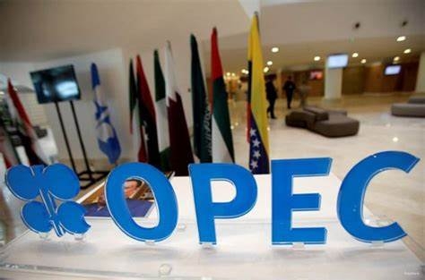 Báo cáo sản lượng dầu thô của OPEC+ trong tháng 4