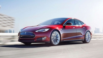 Ford và GM tiến bước mạnh mẽ, Tesla tụt lùi