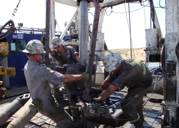 Mục đích sáp nhập KKR & Co.’s Independence Energy và Contango Oil & Gas là gì?