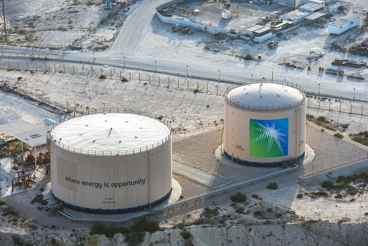 Saudi Aramco quyết định tăng giá dầu một lần nữa