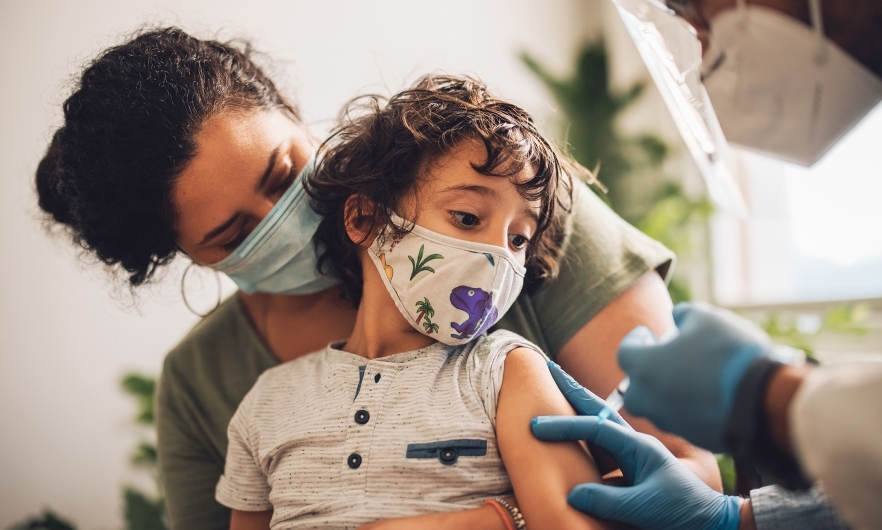 Khuyến nghị vắc xin Covid-19 liều thấp cho trẻ từ 5 đến 11 tuổi
