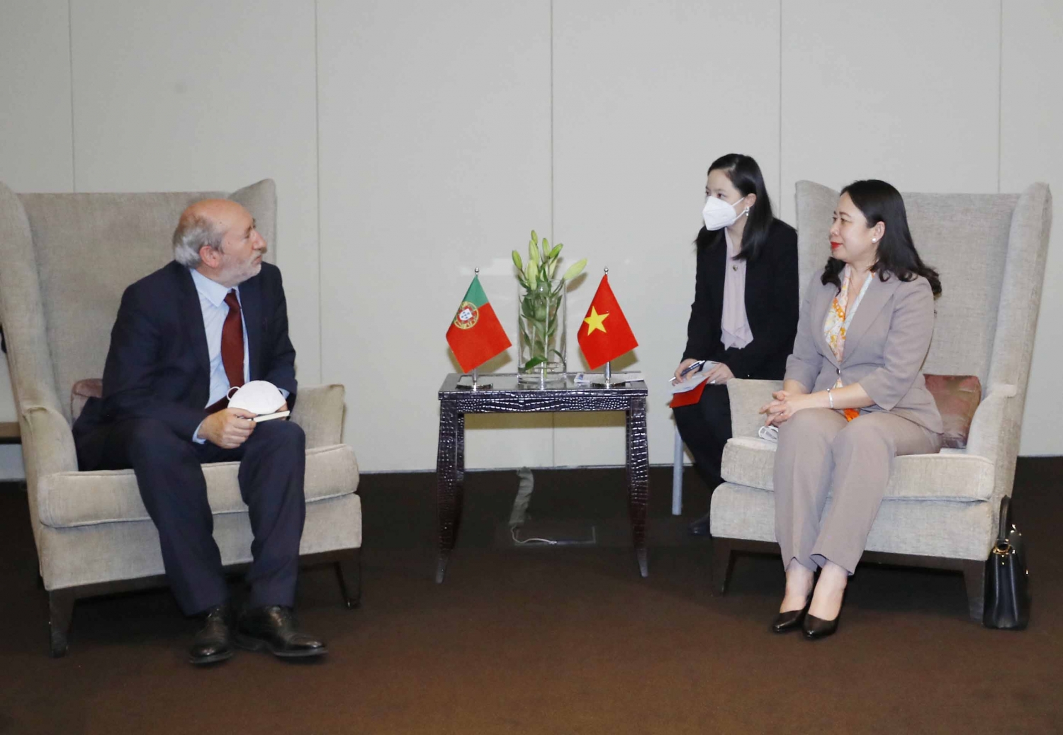 Phó Chủ tịch nước Võ Thị Ánh Xuân  gặp Tổng thống và Ủy viên Trung ương Đảng Cộng sản, Phó Chủ tịch Quốc hội Bồ Đào Nha
