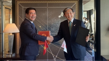 Bộ trưởng Bộ Công Thương Nguyễn Hồng Diên tiếp và làm việc với  Thống đốc tỉnh Wakayama tại Tokyo