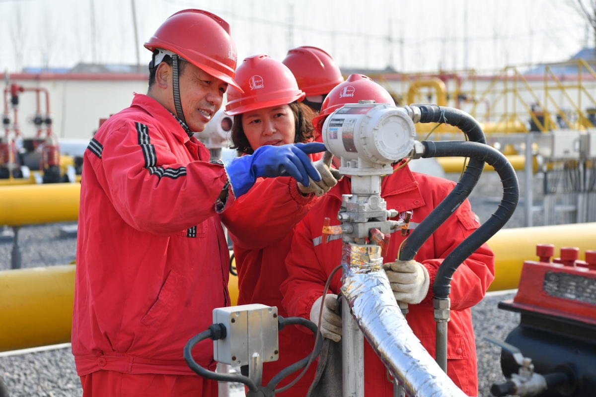 Nhu cầu tiêu thụ dầu của Trung Quốc sẽ đạt đỉnh vào năm 2030