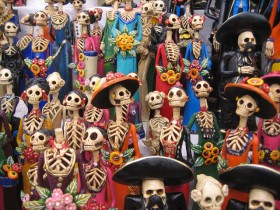 Kỳ lạ lễ hội dành cho người chết ở Mexico