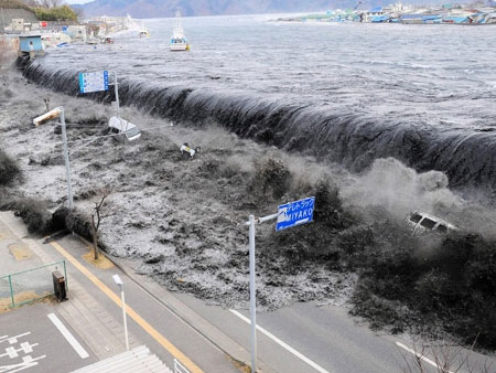 Clip: Tận mắt chứng kiến thảm họa sóng thần