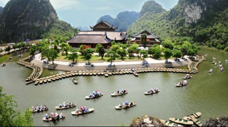Ninh Bình: Mở cửa đón khách du lịch ngoại tỉnh tại các khu, điểm du lịch từ ngày 01/02/2022