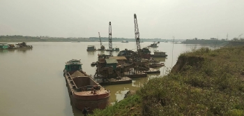 Phú Thọ: Xóa điểm khai thác cát trái phép trên sông Lô