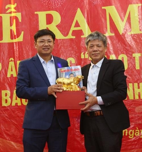 Nhà báo, nhạc sĩ Đinh Văn Bình: Ra mắt tuyển tập âm nhạc “Thao thức bên sông”