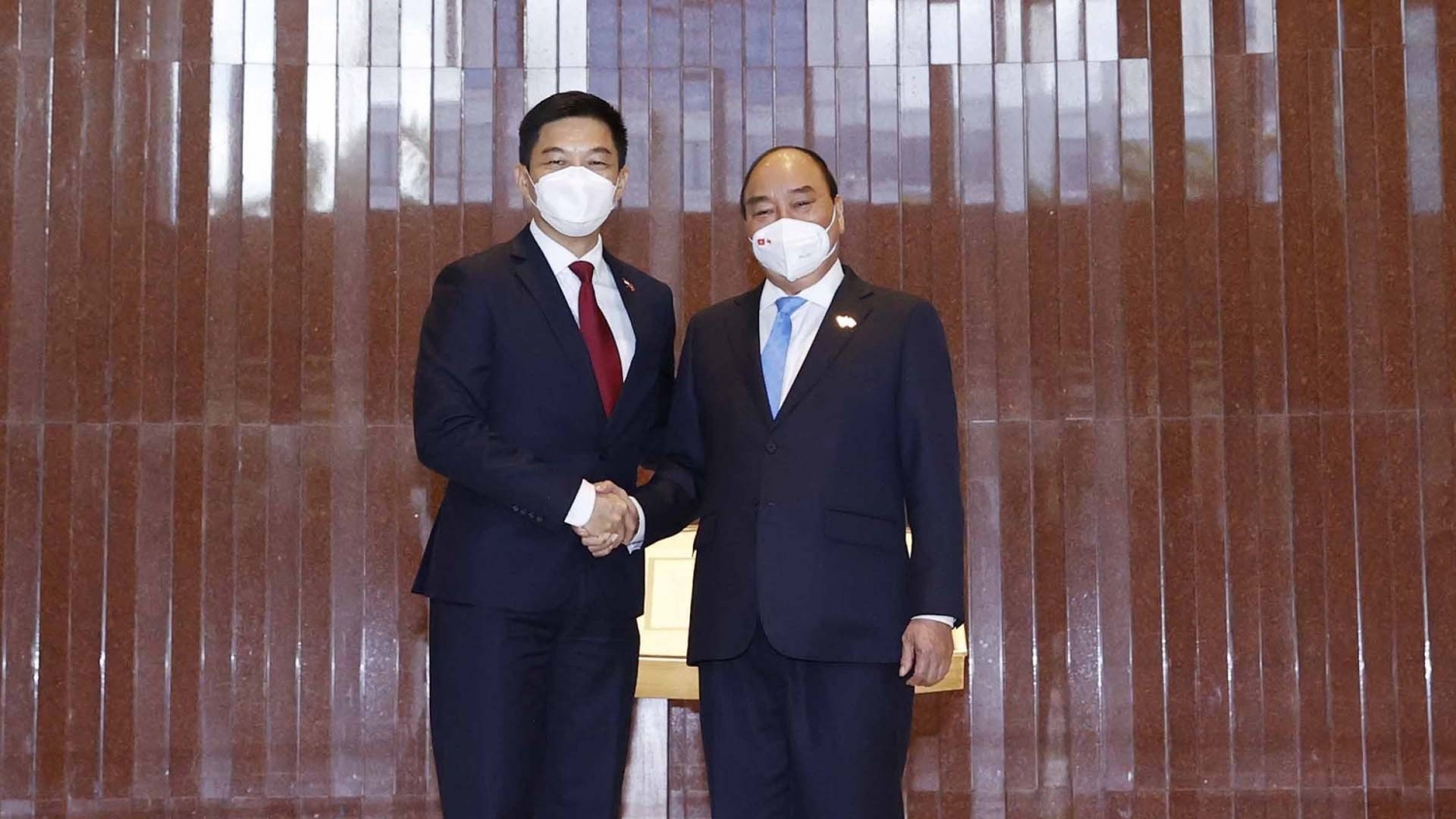 Chủ tịch nước Nguyễn Xuân Phúc hội kiến với Chủ tịch Quốc hội Singapore Tan Chuan-Jin