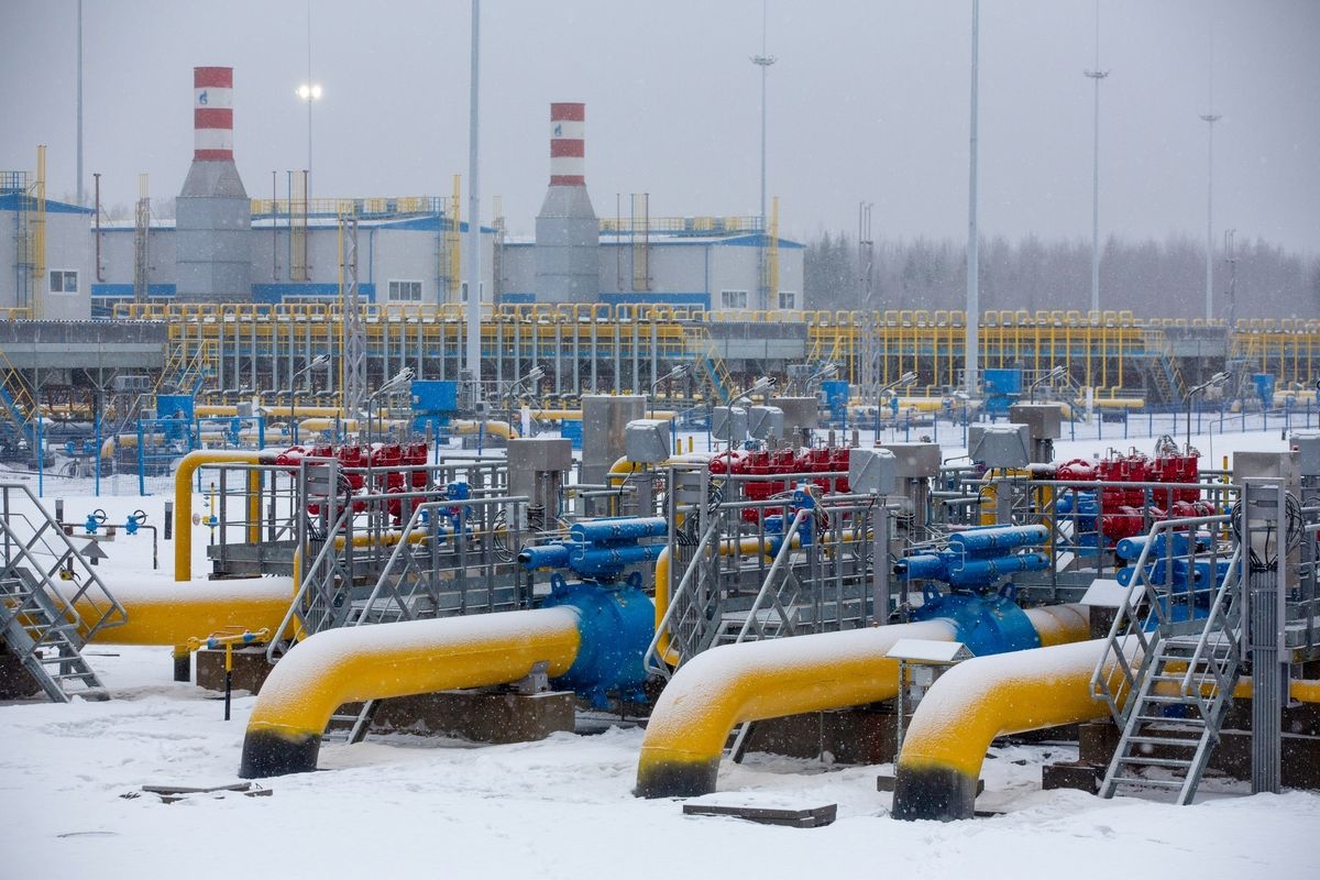 Sản lượng dầu tháng 3 của Nga tăng trong bối cảnh OPEC + nới lỏng dần hạn ngạch