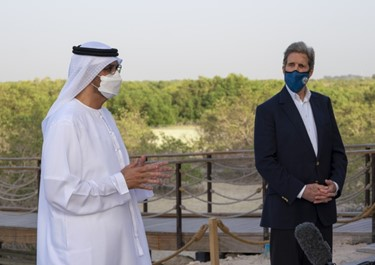Đặc phái viên Mỹ J. Kerry thăm UAE  hợp tác chống biến đổi khí hậu, phát triển năng lượng sạch