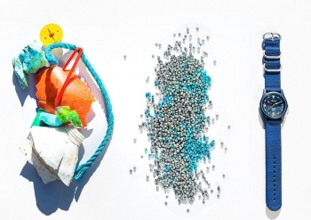 Đồng hồ đeo tay làm từ rác thải nhựa đại dương