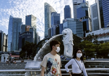 Singapore nâng thời gian cách ly bắt buộc với du khách