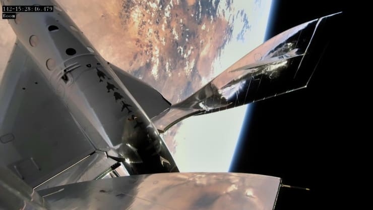 Virgin Galactic thực hiện thành công chuyến bay rìa vũ trụ lần thứ ba