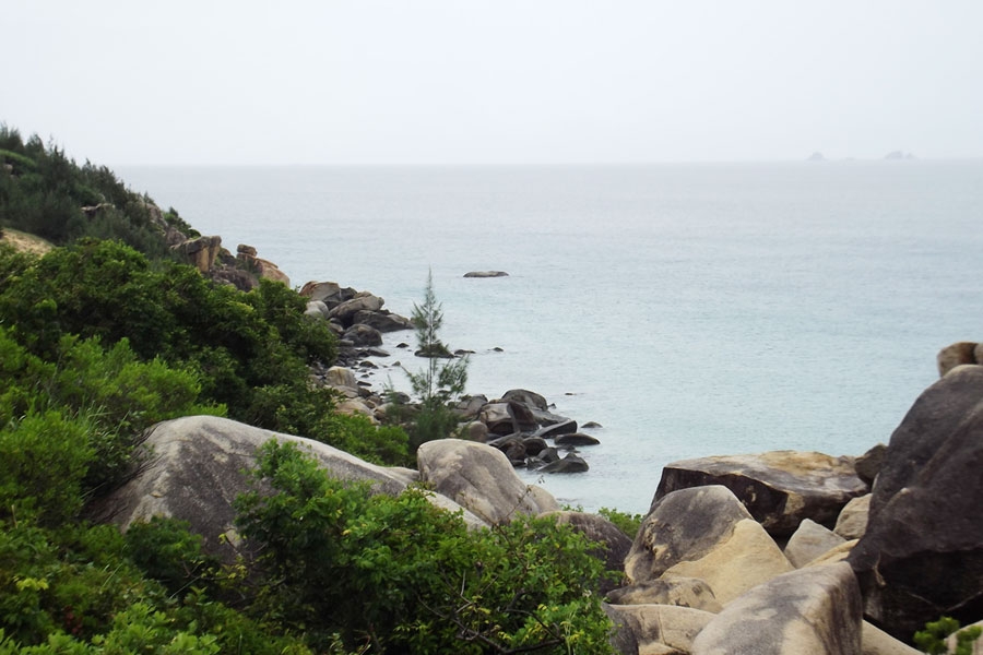 Khám phá bãi biển Trung Lương