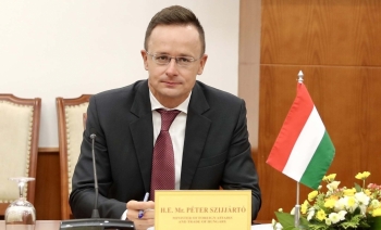 Tin Bộ Ngoại giao: Điện mừng Bộ trưởng Ngoại giao và Kinh tế đối ngoại Hungary