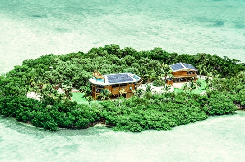 Khám phá ngôi nhà sinh thái trên hòn đảo xinh đẹp