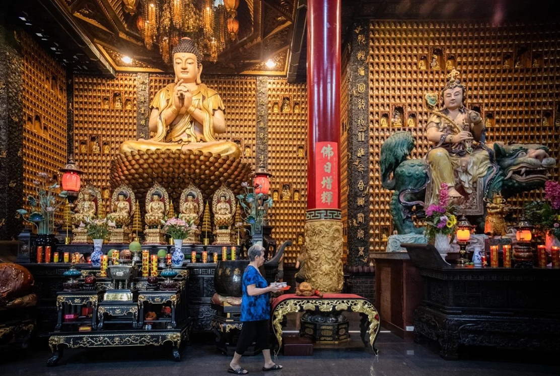 Chùa Vạn Phật giữa lòng Sài Gòn