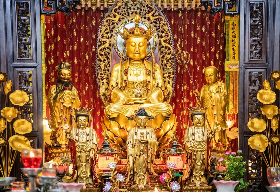 Chùa Vạn Phật giữa lòng Sài Gòn