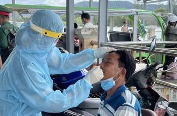 Người dân đến Phú Quốc bằng máy bay phải có chứng nhận âm tính với SARS-CoV-2