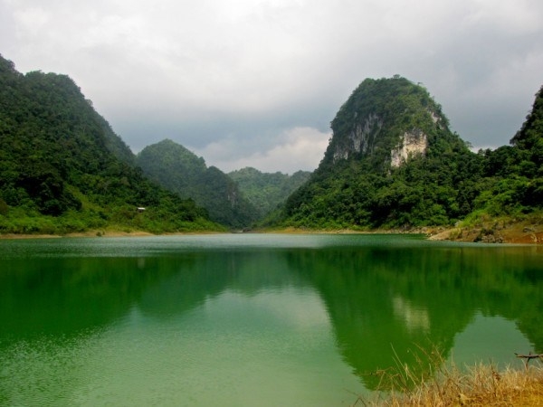 Thang Hen - Hồ trên núi