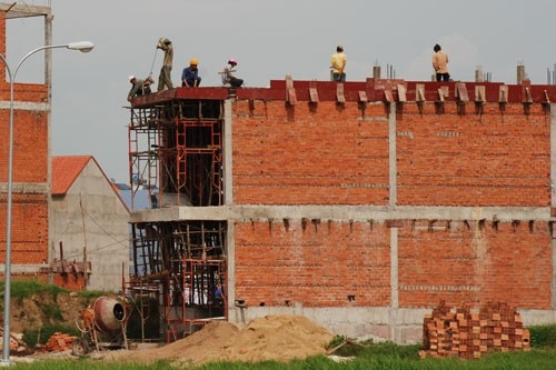 Hà Nội yêu cầu dừng tất cả các công trình xây dựng dân dụng để phòng, chống dịch Covid-19