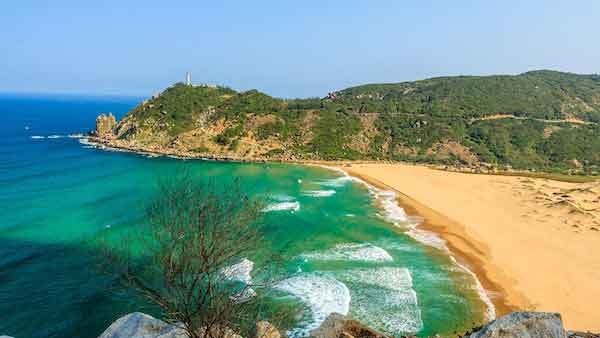 Những điểm đến lý tưởng mà bạn không nên bỏ lỡ ở Phú Yên Những điểm đến lý tưởng mà bạn không nên bỏ lỡ ở Phú Yên
