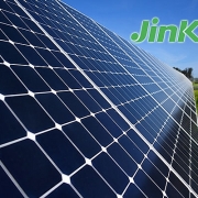 JinkoSolar ra mắt mẫu pin mặt trời công suất 610W