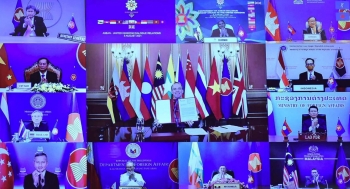 Lễ trao quy chế Đối tác đối thoại đầy đủ của ASEAN cho Vương quốc Anh