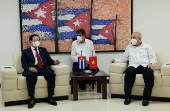 Đẩy mạnh trao đổi kinh nghiệm trong công tác xây dựng Đảng giữa Việt Nam - Cuba