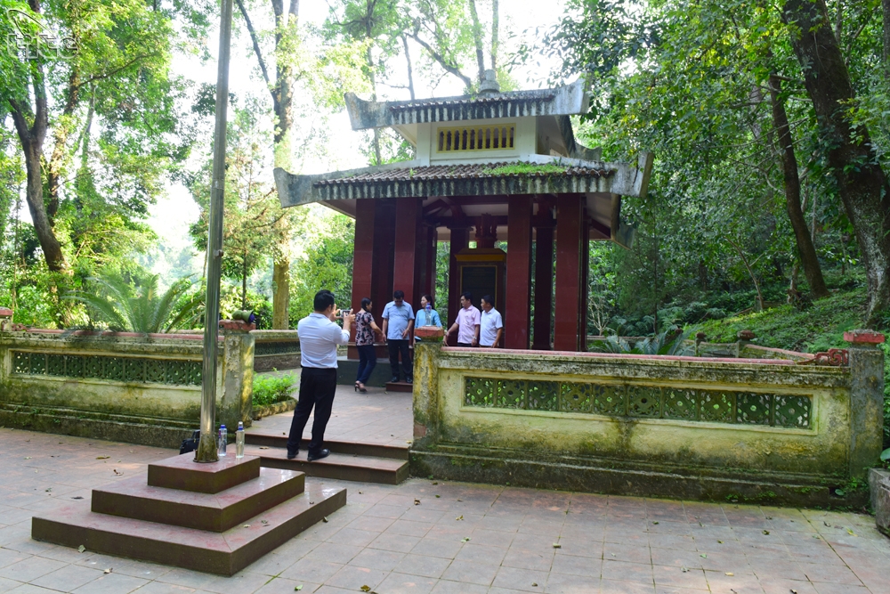 khu di tich rung tran hung dao dia chi do tren hanh trinh ve nguon