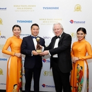 Sun World Fansipan Legend đạt giải thưởng danh giá WTA “Điểm đến du lịch hấp dẫn hàng đầu Việt Nam”