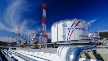 Nhiều khách hàng lớn không đạt được thỏa thuận bồi thường dầu bẩn với Transneft