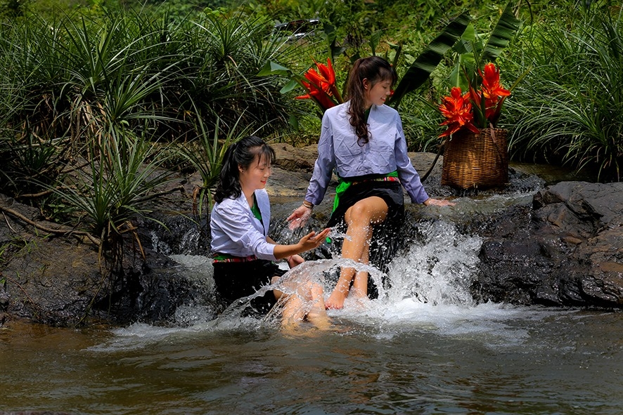 long coc kha cuu nhung diem den hap dan trong hanh trinh phototour