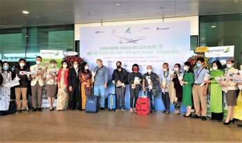 Nha Trang đón chuyến bay chở khách du lịch quốc tế có hộ chiếu vắc xin của Bamboo Airways