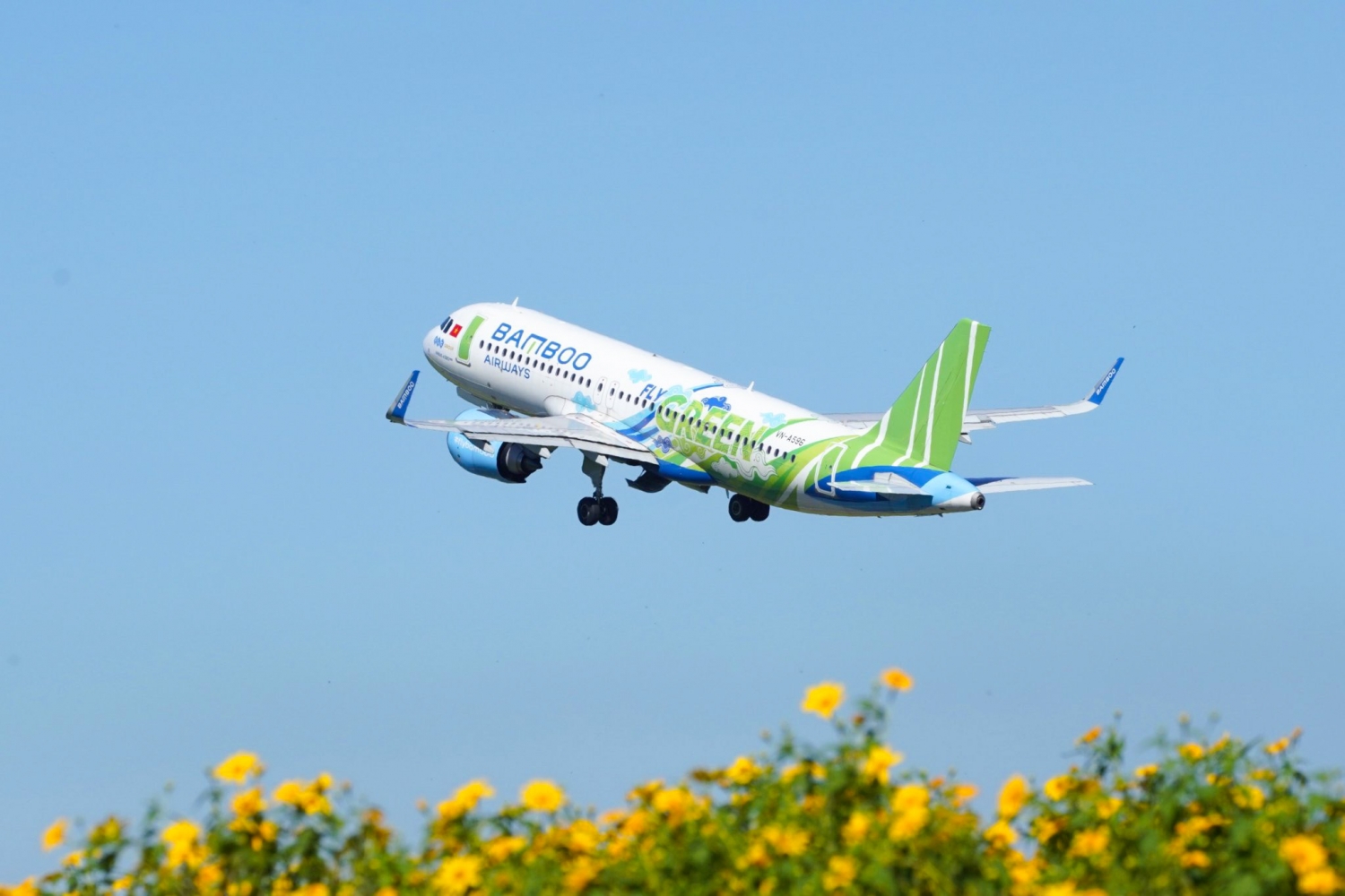 “Bay trong tầm tay” với ứng dụng di động phiên bản mới của Bamboo Airways