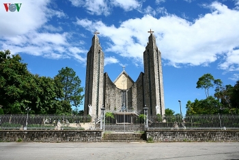 Nhà thờ Phủ Cam – dấu ấn kiến trúc hiện đại ở thành phố Huế