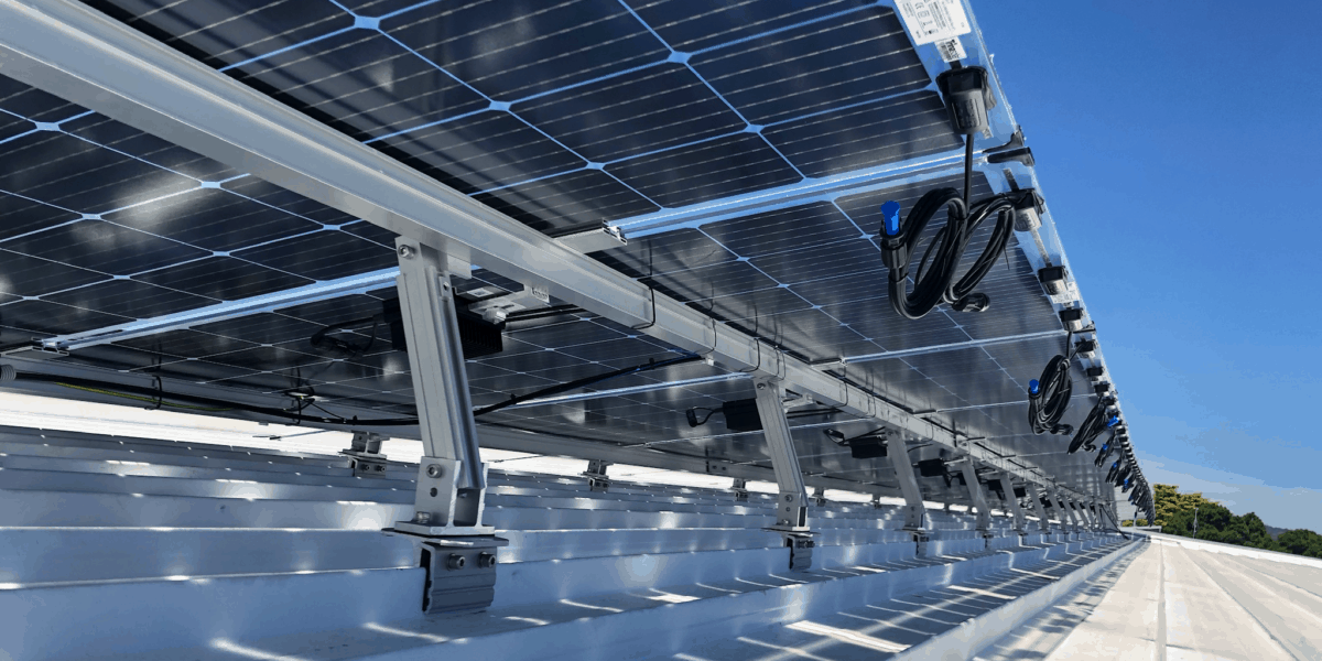 Khởi công điện mặt trời sử dụng công nghệ pin hai mặt bifacial solar panel lớn nhất châu Âu