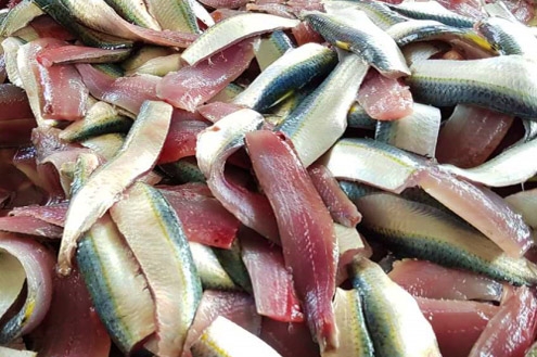 Gỏi cá trích - định vị ẩm thực Phú Quốc