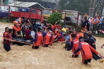 Tin Bộ Ngoại giao: Chủ tịch nước Nguyễn Xuân Phúc gửi điện thăm hỏi Tổng thống Philippine vì những thiệt hại do bão RAI