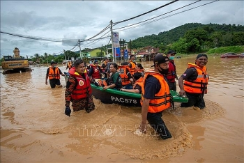 Tin Bộ Ngoại giao: Điện thăm hỏi về tình hình lũ lụt tại Malaysia