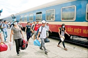 Ga Sài Gòn tăng chuyến tàu phục vụ dịp nghỉ lễ